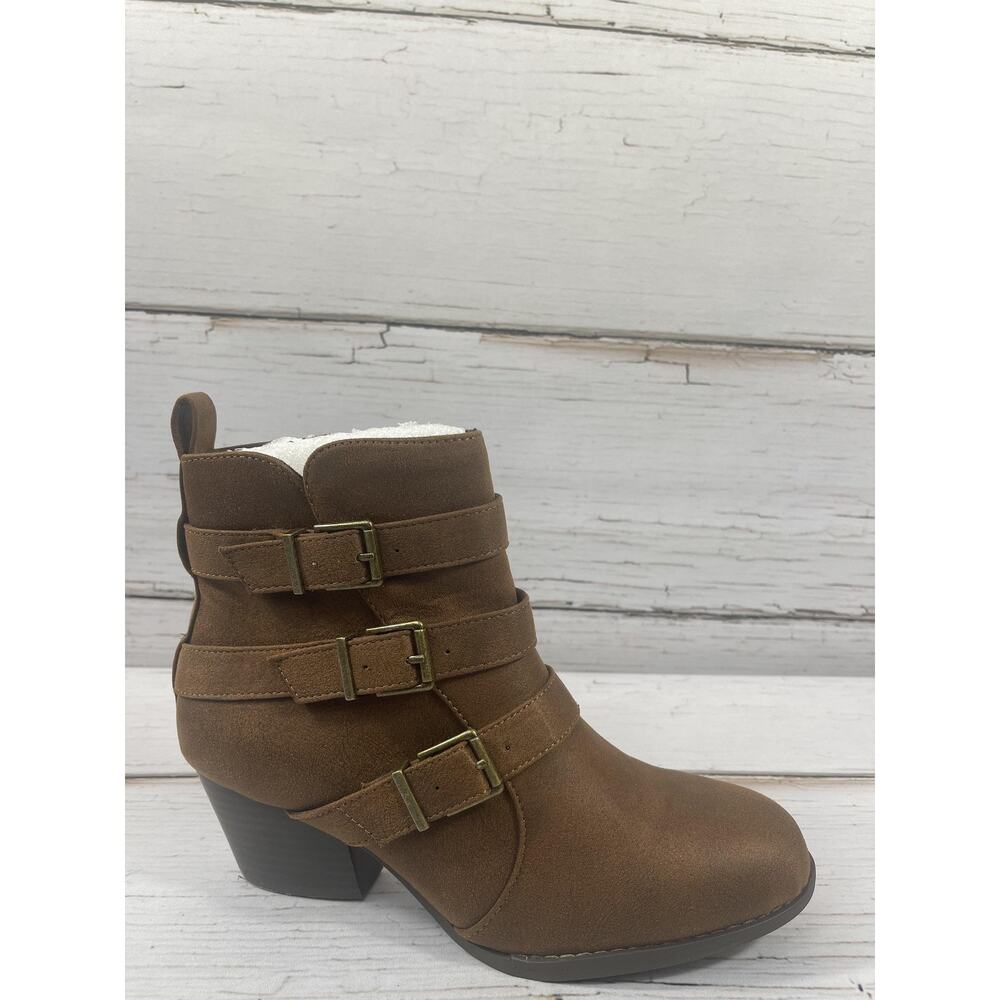 Bella Marie Boots Womens Size 8W Brown Bowie Ankle Buckle Booties Faux Suede